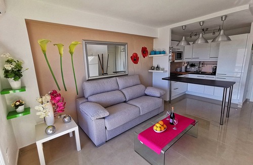 Carihuela Apartment | CARIHULA TORREMOLINOS APARTMENT