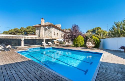 Torres de Barbues House | Casa Valfonda
