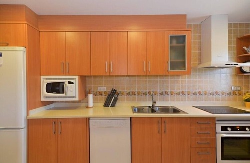 Tossa de Mar Villa | Club Villamar - Luxury, detached villa that accommodates 8 people, with private pool and spectacu.
