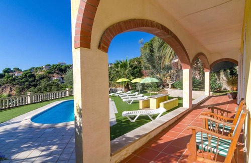 Lloret de Mar Villa | Club Villamar - Neiva