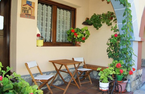 San Leonardo de Yague House | Country House 'Laguna Negra 49' with Private Terrace, Balcony and Wi-Fi