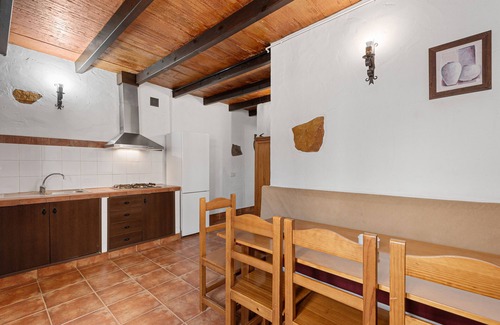 Malaga House | Country House 'La Yegueriza' with Lake View, Shared Pool and Private Terrace
