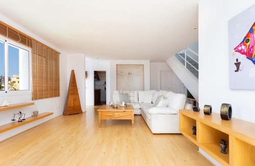 Acoran House | Duplex Acorán with pool and sea view