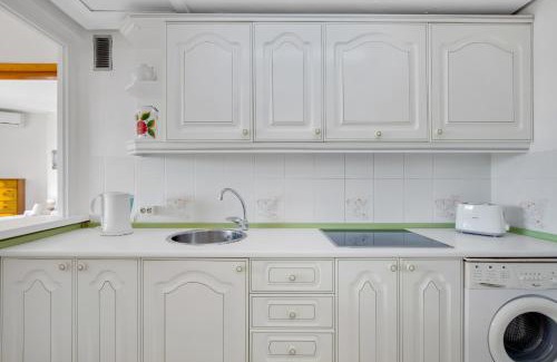 Carihuela Apartment | Duquesa 506 by IVI Real Estate