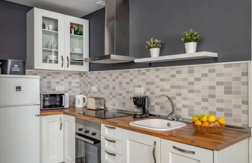Carihuela Apartment | Duquesa de España by Interhome
