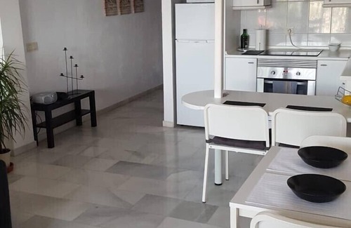 Mijas Apartment | EASY WALK TO MAX BEACH LOVELY APT WI-FI STUNNING SEA/POOL VIEWS +ELEVATOR/LIFT