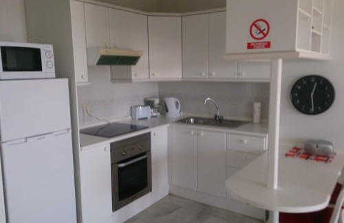 Mijas Apartment | EASY WALK TO MAX BEACH LOVELY APT WI-FI STUNNING SEA/POOL VIEWS +ELEVATOR/LIFT