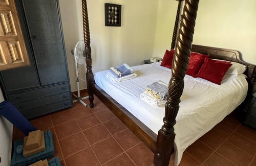 Lubrin House | 135 m² House ∙ 5 bedrooms ∙ 8 guests