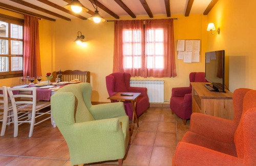Fresneda de la Tiron House | 80 m² House ∙ 2 bedrooms ∙ 4 guests