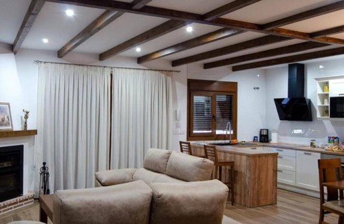 Fuenlabrada de los Montes House | 20 m² House ∙ 3 guests