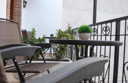 Fuenlabrada de los Montes House | 20 m² House ∙ 3 guests