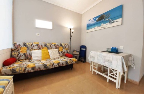 Las Palmas de Gran Canaria Apartment | 38 m² Apartment ∙ 1 bedroom ∙ 2 guests