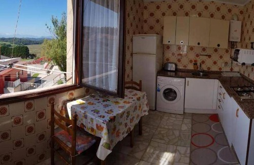 San Vicente de la Barquera Apartment | 100 m² Apartment ∙ 3 bedrooms ∙ 6 guests