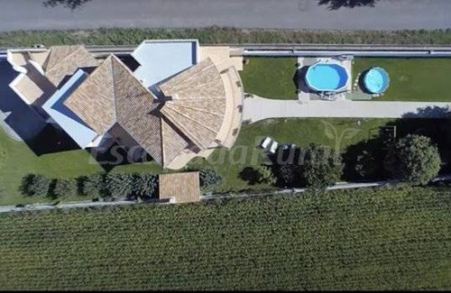 Villanueva de Las Manzanas Cottage | Cabin ∙ 9 bedrooms ∙ 31 guests