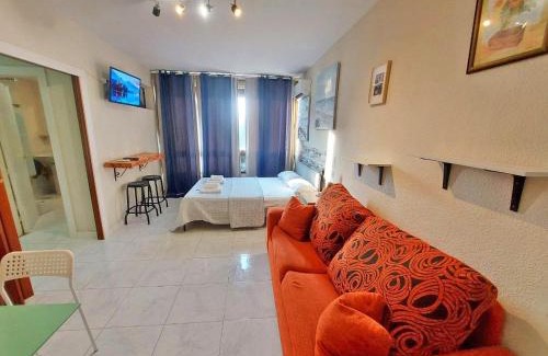 Torremolinos Apartment | Estudios La Colina