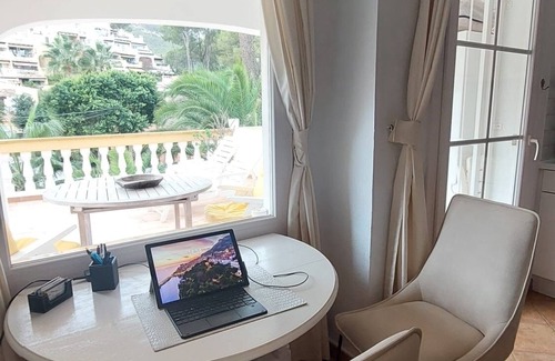 Peguera Apartment | Ferienwohnung mit Großer Sonniger Terrasse - Auch zum Überwintern Geeignet!
