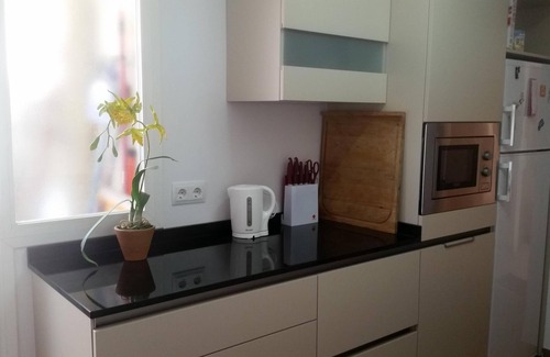 Benidorm Centro Condo | Flat in Benidorm Renovated Frontline with Terrace
