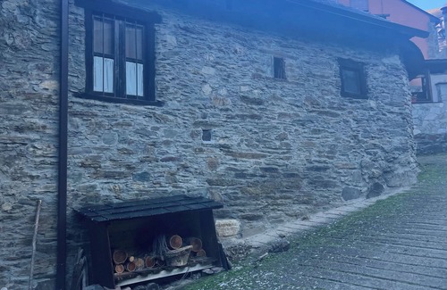 Montes de Valdueza House | FOLIBAR HOUSE