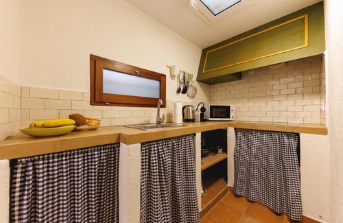 Barri Vell Apartment | Girona 1593 - Holiday Apartment Rental in Girona | Bravissimo