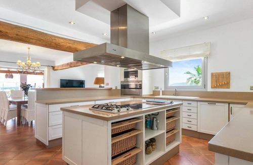Santa Gertrudis Villa | Holiday home in stunning Ibizan landscape