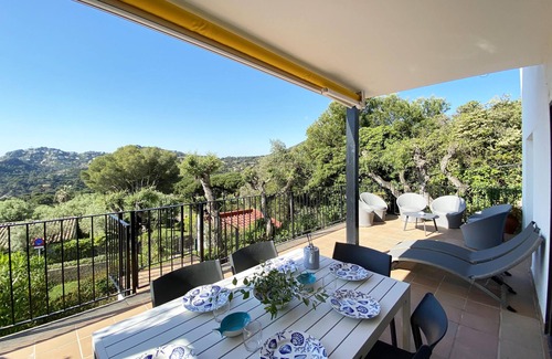 Aiguablava Apartment | Holiday rental apartment with swimming pool in Begur, Aiguablava
