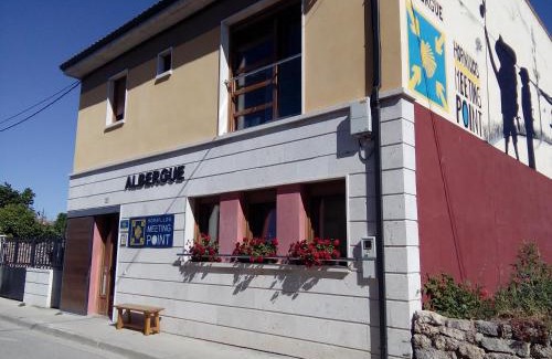 Hornillos del Camino Hostel | Hornillos Meeting Point (Pilgrim Hostel)