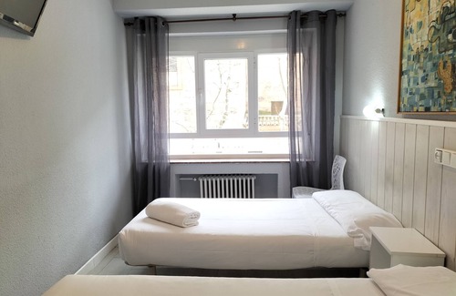 Oeste Hostel | Hostal Albero by gaiarooms