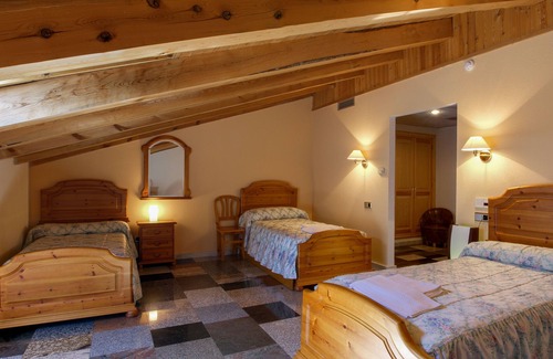 Quintanar de la Sierra Hostel | Hostal Casa Ramón III