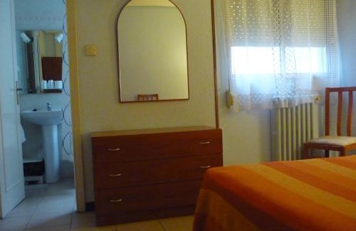 Barrio de Santo Domingo y San Martin House | Hostal El Centro