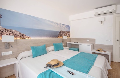 Formentera Hostel | Hostal Es Pi