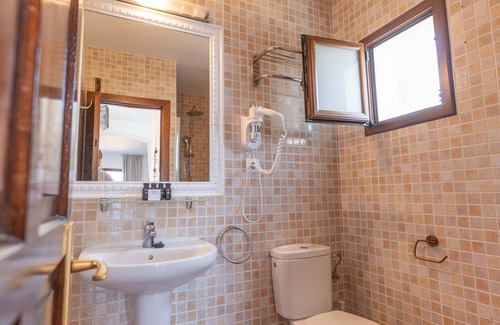Cap Negret Hostel | Hostal La Torre