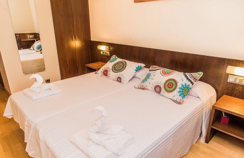 Ponferrada Hostel | Hostal Nirvana