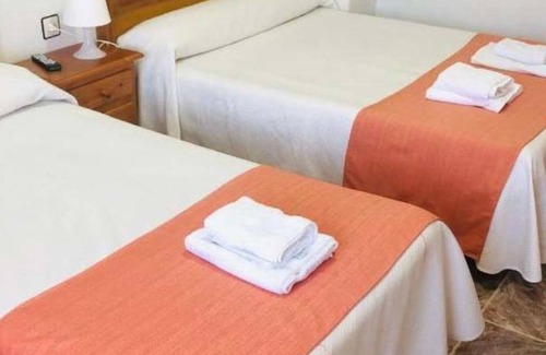 Pedro Andres Hostel | Hostal Restaurante Taibilla