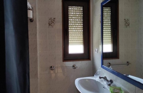 Riano Hostel | Hostal Restaurante Tanis