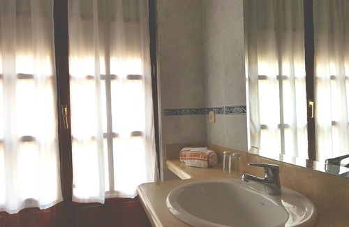 Arborbuena Hostel | Hostal Santa María