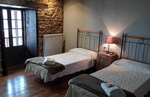 Triacastela Hostel | Hostel ∙ 3 guests