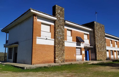 Valdeobispo Hostel | Hostel ∙ 8 guests