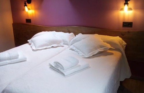 Grandas de Salime Hostel | Hotel Miguelin