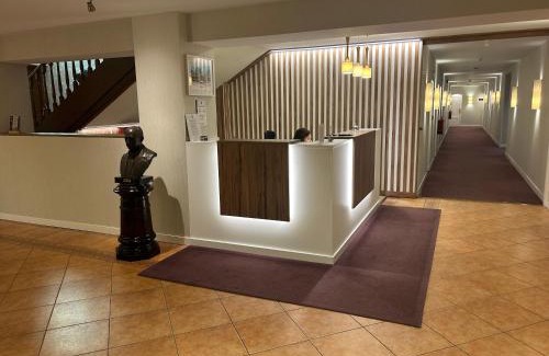 Aguilar de Campoo Hotel | Hotel Valentin