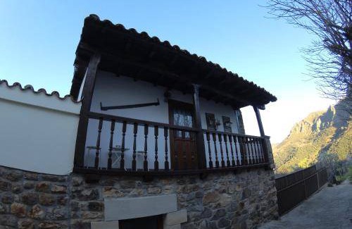 Mogrovejo House | House ∙ 4 bedrooms ∙ 8 guests