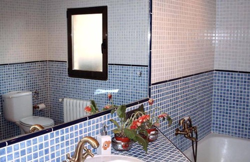 Quintana del Castillo House | House ∙ 6 bedrooms ∙ 10 guests