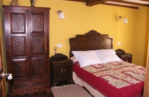 Mestas de Con Cottage | La Candaliega rural apartment for 2 people