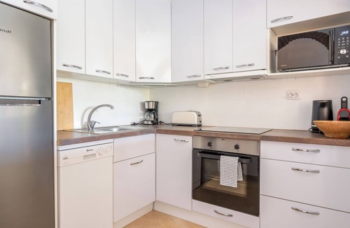 Benalmadena Costa Apartment | La Casa Bonita - Modern 2BR Apt with Private Terrace. Pool Views