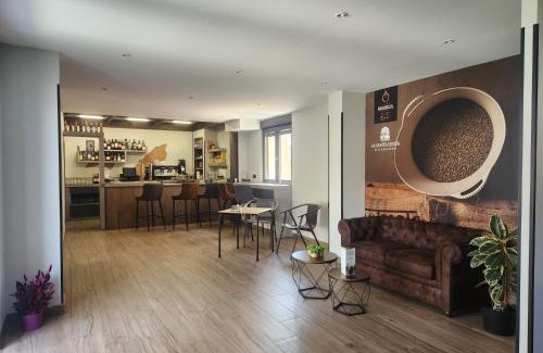 Villadangos del Paramo Hostel | La Santa Siesta