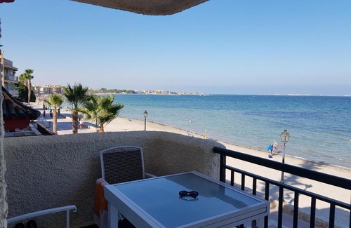 Los Alcazares Apartment | Los Alcazares Beach Front 3 bed 2 bath apartment