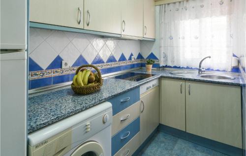 Carihuela Apartment | Lovely Apartment In Torremolinos