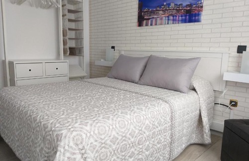 Las Palmas de Gran Canaria Apartment | Magara Suite Las Canteras