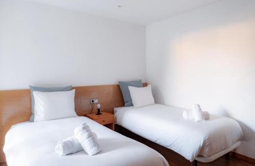 Banyoles Villa | Majordoms - Sports Villa Banyoles