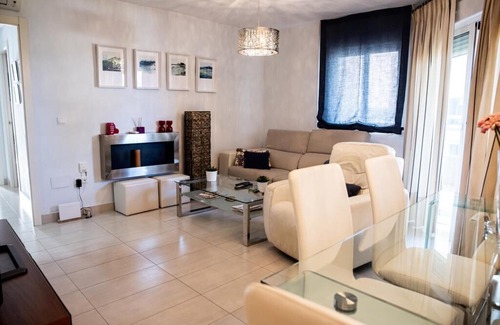 Carihuela Apartment | MALAGASUITE CARIHUELA BEACH & SUN