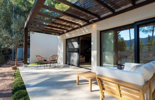 Serra Apartment | Meeting House Serra Calderona